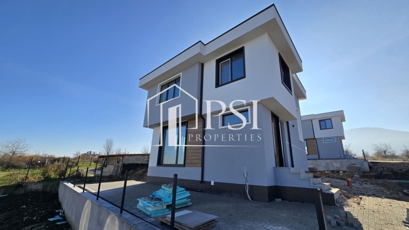 Продава КЪЩА, с. Марково, област Пловдив