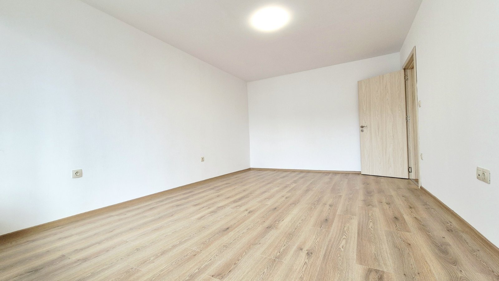 Продава 3-СТАЕН, гр. Варна, Младост 2, снимка 9 - Апартаменти - 53776726