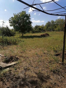 Handlung Promischlena zona - Zapad, Razgrad 1