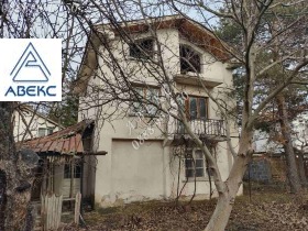 ПАРЦЕЛ, 949 m2