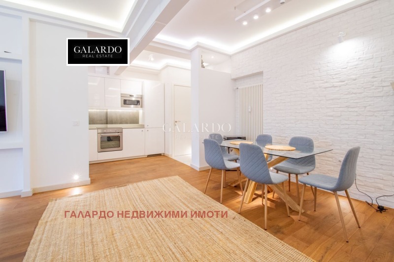 Продава 3-СТАЕН, гр. София, Център, снимка 2 - Апартаменти - 51971211