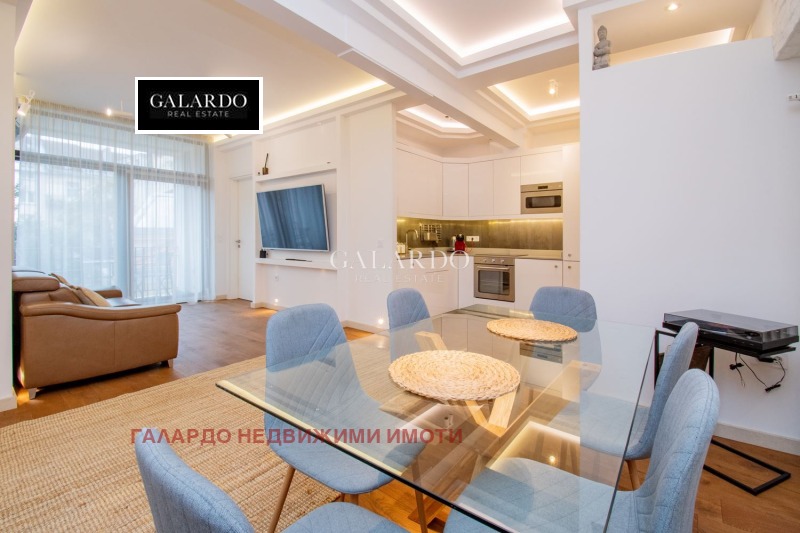 Продава 3-СТАЕН, гр. София, Център