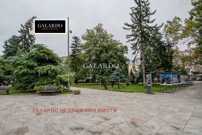 Продава 3-СТАЕН, гр. София, Център, снимка 13 - Апартаменти - 51971211