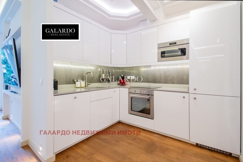 Продава 3-СТАЕН, гр. София, Център, снимка 5 - Апартаменти - 51971211