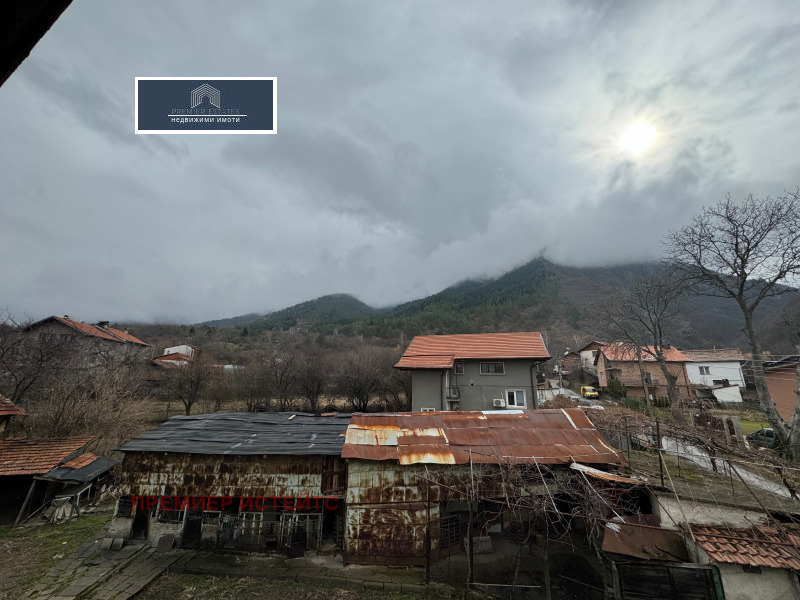 Продава КЪЩА, с. Бистрица, област Кюстендил, снимка 15 - Къщи - 44513384