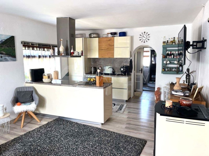 Till salu  Hus region Dobrich , Baltjik , 85 kvm | 64475965 - bild [2]