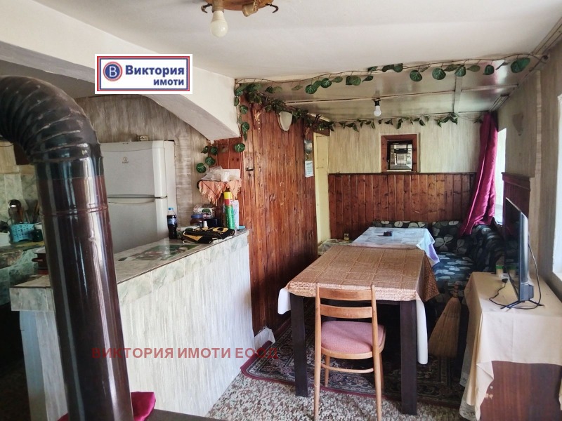 Продава КЪЩА, с. Страхилово, област Велико Търново, снимка 6 - Къщи - 52236782