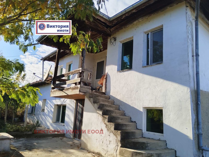 Продава КЪЩА, с. Страхилово, област Велико Търново, снимка 2 - Къщи - 52236782