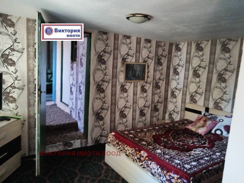 Продава КЪЩА, с. Страхилово, област Велико Търново, снимка 7 - Къщи - 52236782