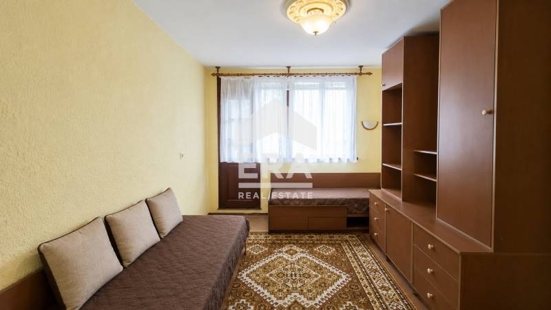 Продава КЪЩА, гр. Търговище, Вилна зона, снимка 15 - Къщи - 54630366