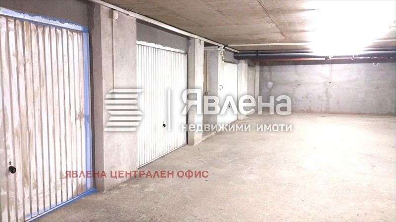Продава ГАРАЖ, ПАРКОМЯСТО, гр. София, Център, снимка 3 - Гаражи и паркоместа - 53516521
