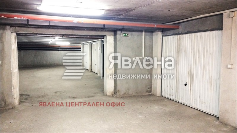 Продава ГАРАЖ, ПАРКОМЯСТО, гр. София, Център, снимка 4 - Гаражи и паркоместа - 53516521