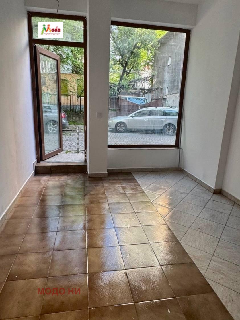 Продава МАГАЗИН, гр. София, Оборище, снимка 2 - Магазини - 54606669