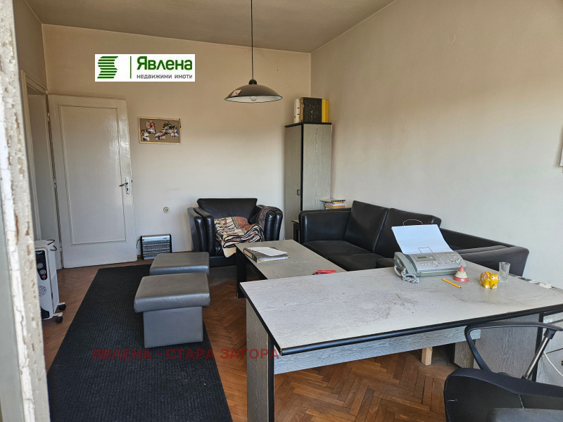 Продава  2-стаен град Стара Загора , Център , 60 кв.м | 30232106 - изображение [2]