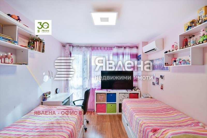 Продава МНОГОСТАЕН, гр. Варна, Център, снимка 5 - Aпартаменти - 48503241