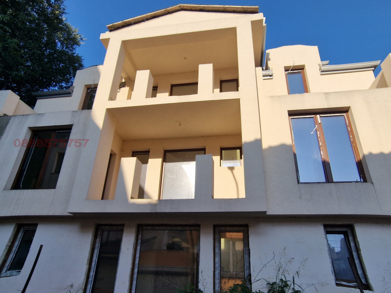Na prodej  Dům Ruse , Centar , 716 m2 | 44049957 - obraz [2]