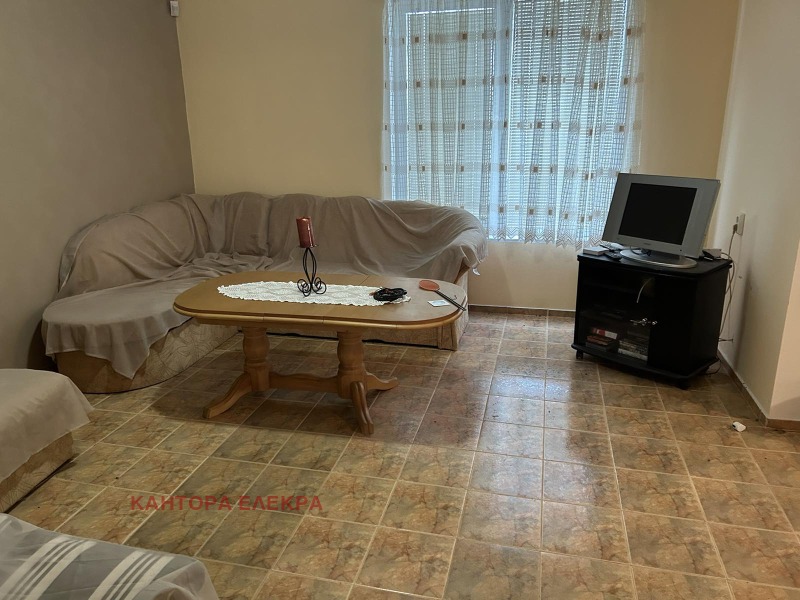Продава  Къща област Варна , гр. Долни чифлик , 300 кв.м | 33345068 - изображение [4]