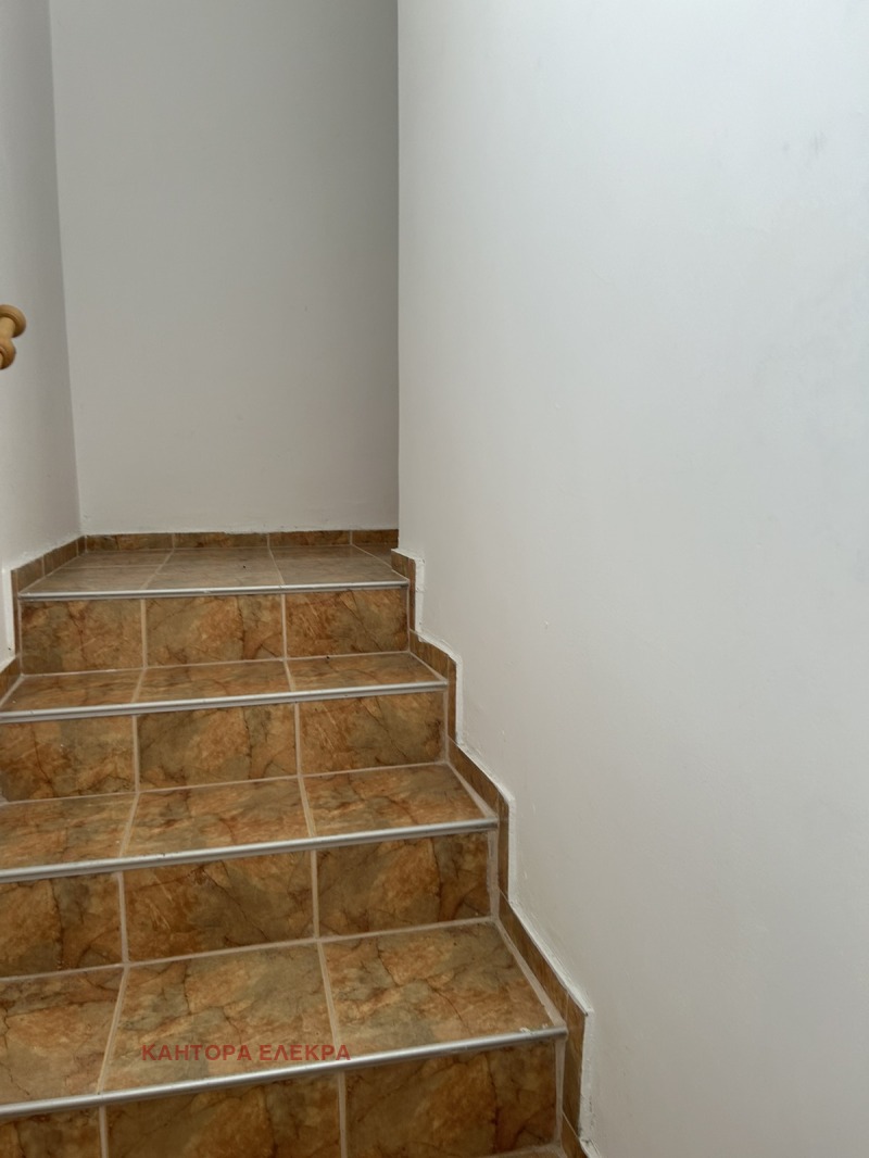 Продава  Къща област Варна , гр. Долни чифлик , 300 кв.м | 33345068 - изображение [15]