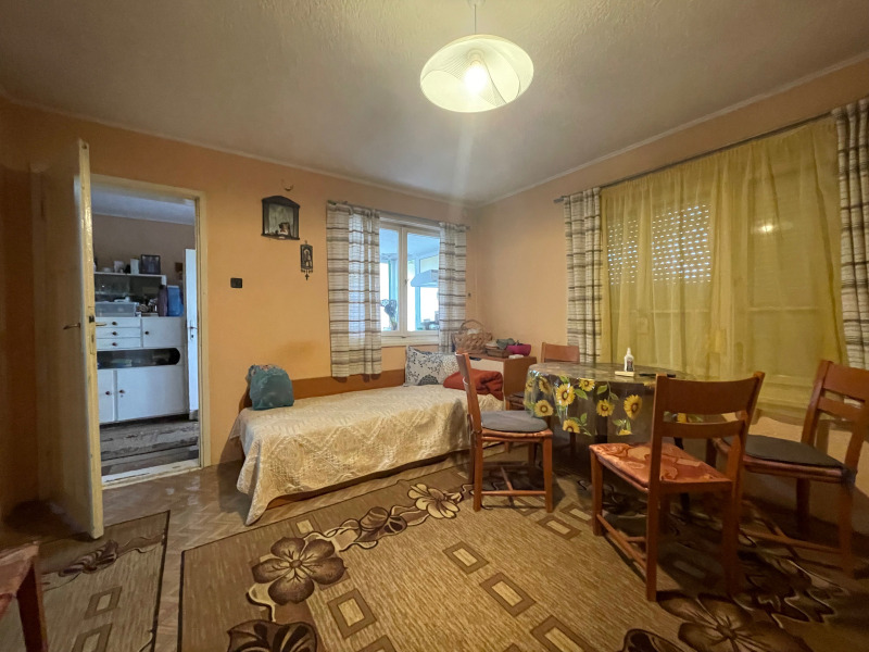 Продава КЪЩА, гр. Раднево, област Стара Загора, снимка 8 - Къщи - 52309428