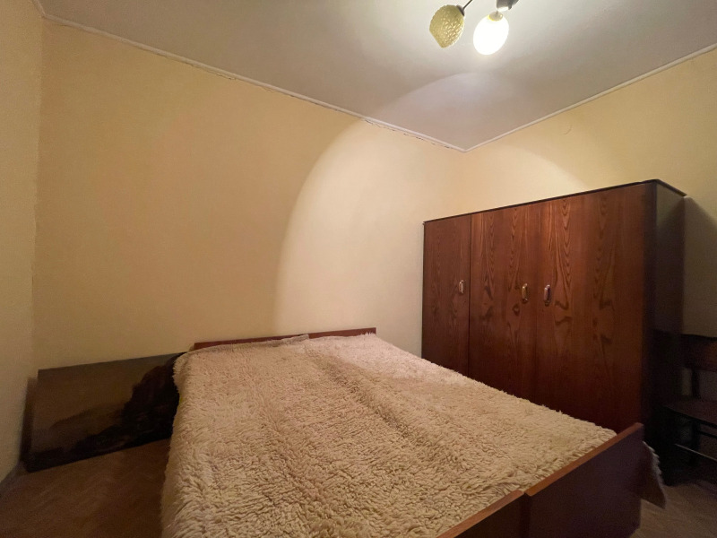 Продава КЪЩА, гр. Раднево, област Стара Загора, снимка 5 - Къщи - 52309428