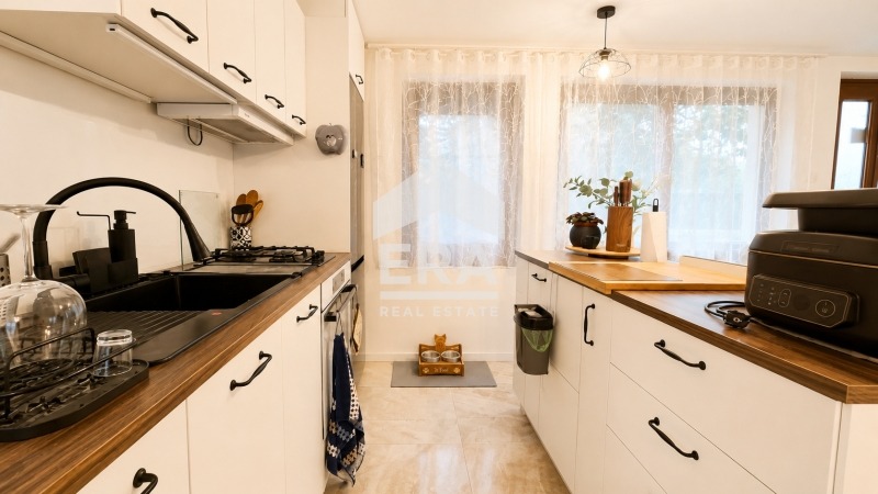 Продава КЪЩА, с. Ново село, област Велико Търново, снимка 3 - Къщи - 55824371