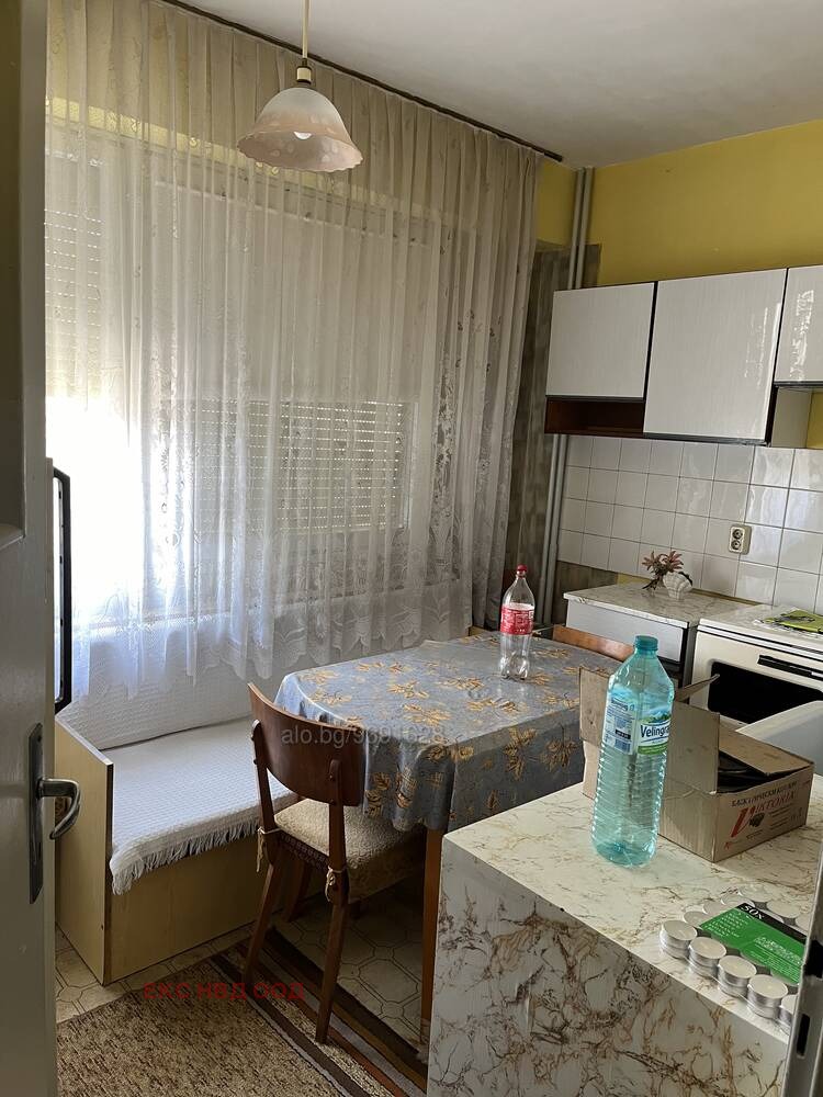 De vânzare  Studio Plovdiv , Izgrev , 58 mp | 89594382 - imagine [2]