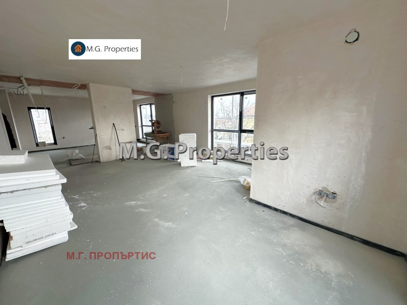 Продава 4-СТАЕН, гр. Варна, к.к. Св.Св. Константин и Елена, снимка 2 - Апартаменти - 52144563