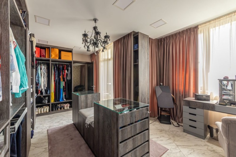 Na sprzedaż  3+ sypialni Warna , Grand Mol , 239 mkw | 81153857 - obraz [10]