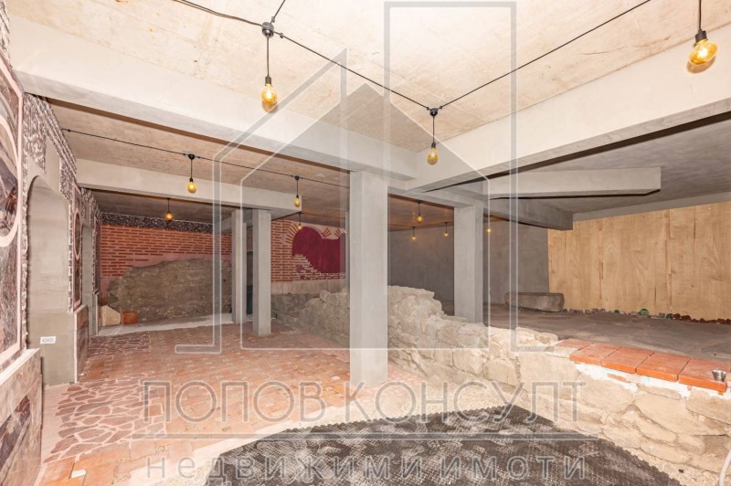 For Sale  Office Plovdiv , Stariyat grad , 172 sq.m | 10976919 - image [13]