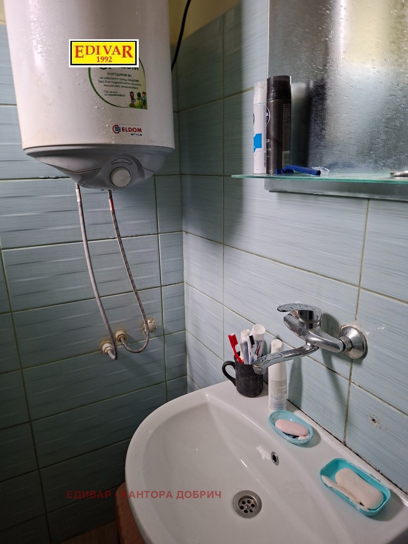 Продава КЪЩА, гр. Генерал Тошево, област Добрич, снимка 12 - Къщи - 52938622