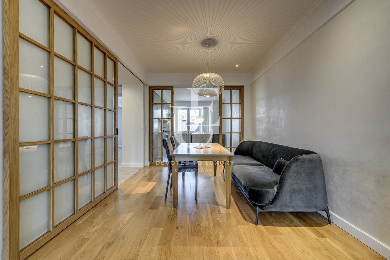 Продава 3-СТАЕН, гр. София, Център, снимка 3 - Апартаменти - 54254643