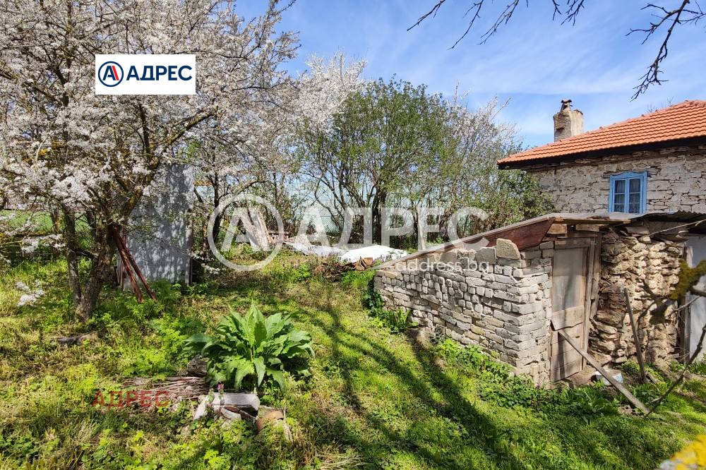 Продава КЪЩА, с. Крумово, област Варна, снимка 6 - Къщи - 54909410