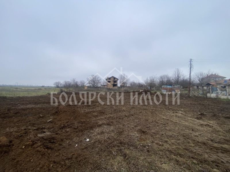 Продава ПАРЦЕЛ в област Велико Търново, с. Първомайци - 900 кв.м / 27 700 € » 54 176.49 лв., БОЛЯРСКИ ИМОТИ