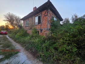 Продава  Къща, с. Дълбок дол