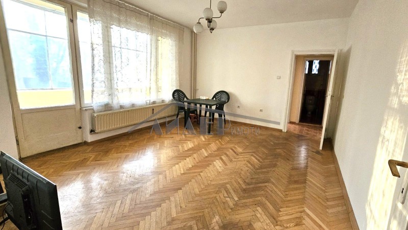 Продава 3-СТАЕН, гр. Пловдив, Кършияка, снимка 2 - Апартаменти - 52825393