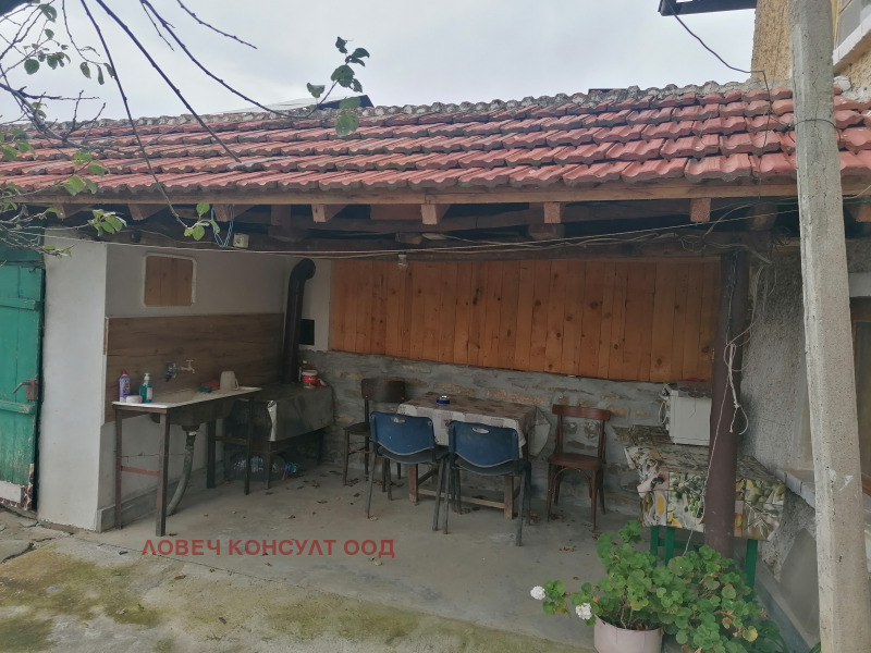 Продава КЪЩА, с. Горно Павликене, област Ловеч, снимка 6 - Къщи - 52882231