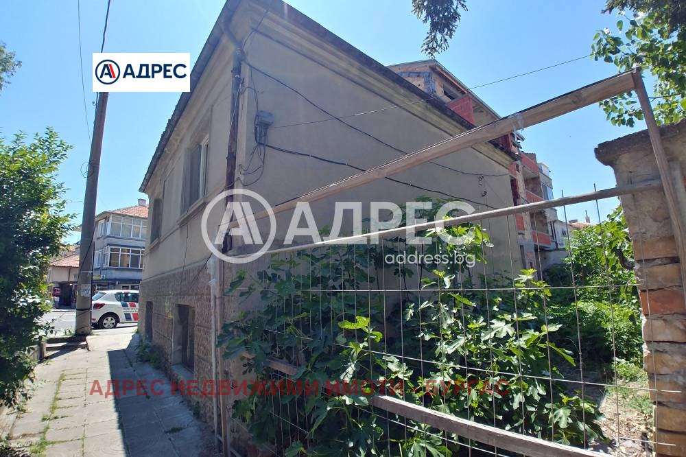 Продава КЪЩА, гр. Поморие, област Бургас, снимка 2 - Къщи - 53804740