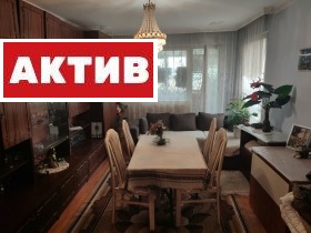Продажба на тристайни апартаменти в град Търговище - изображение 2 