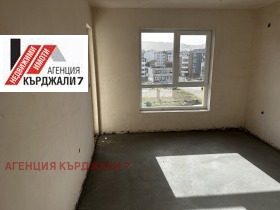 3-стаен град Кърджали, Възрожденци 9