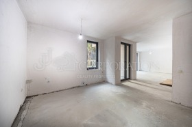 3 bedroom Lozenets, Sofia 8