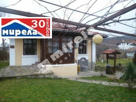 Продажба на имоти в с. Блъсковци, област Велико Търново - изображение 2 