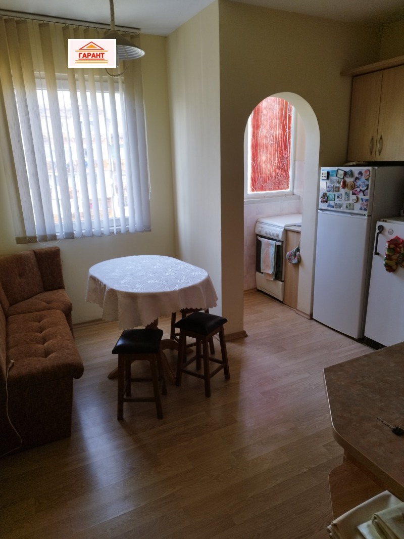 Eladó  2 hálószobás Pleven , Druzsba 4 , 85 négyzetméter | 45692353 - kép [11]