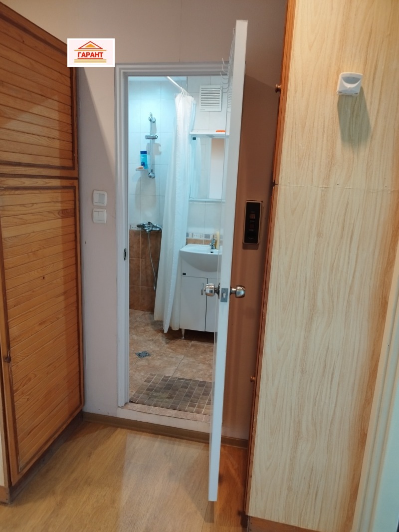 Eladó  2 hálószobás Pleven , Druzsba 4 , 85 négyzetméter | 45692353 - kép [13]