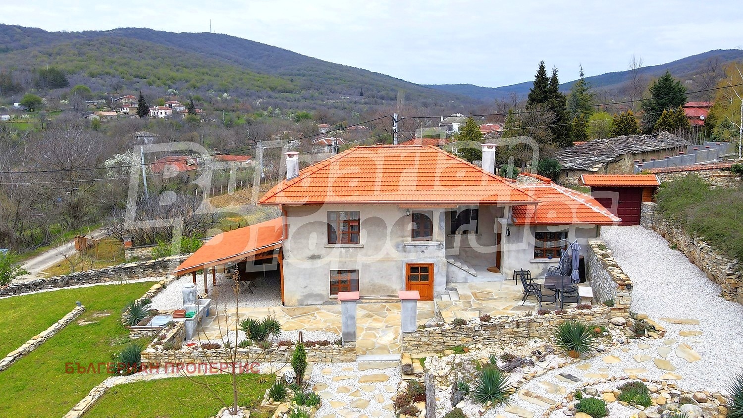 Продава КЪЩА, с. Средно градище, област Стара Загора