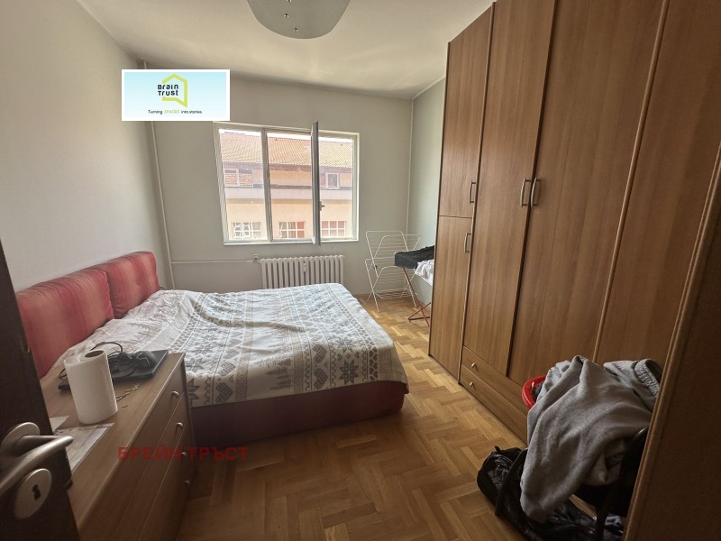 Продава 3-СТАЕН в град София, Център - 65 кв.м / 300 000 € » 586 749.00 лв., БРЕЙН ТРЪСТ