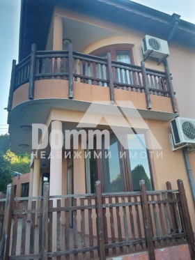 Casa Rogachevo, regione Dobrič 2