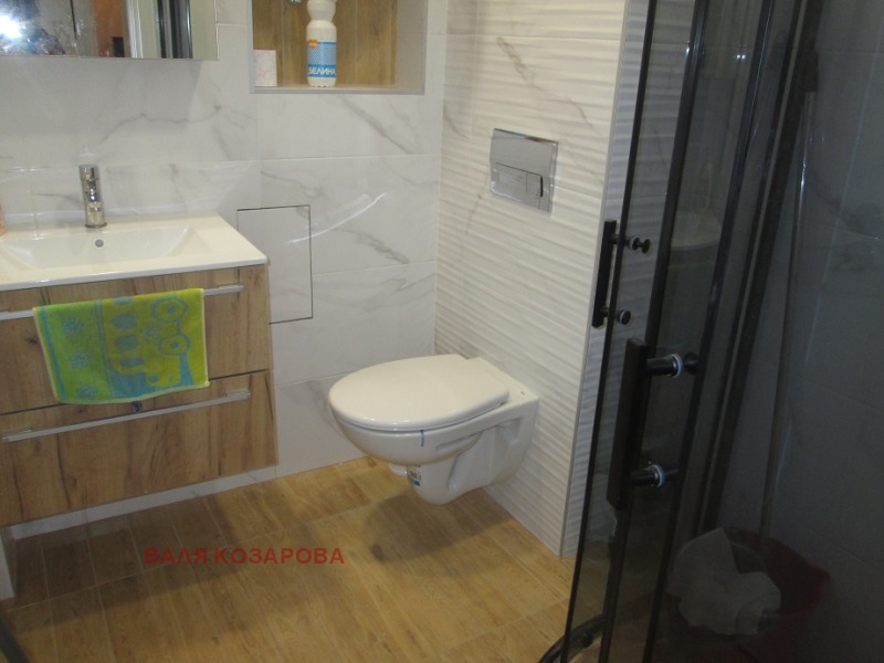 Продава 2-СТАЕН, гр. Плевен, Идеален център, снимка 6 - Апартаменти - 52499158