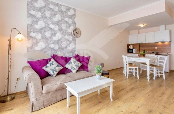 Продава 3-СТАЕН, гр. Поморие, област Бургас, снимка 4 - Апартаменти - 52610588