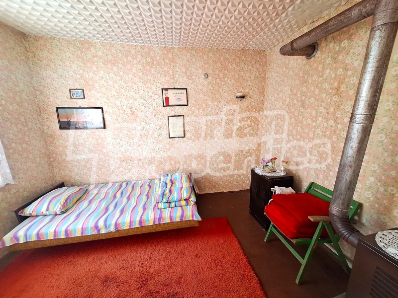 Продава КЪЩА, с. Овча могила, област Велико Търново, снимка 2 - Къщи - 52575297