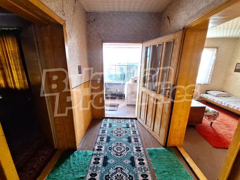 Продава КЪЩА, с. Овча могила, област Велико Търново, снимка 8 - Къщи - 52575297